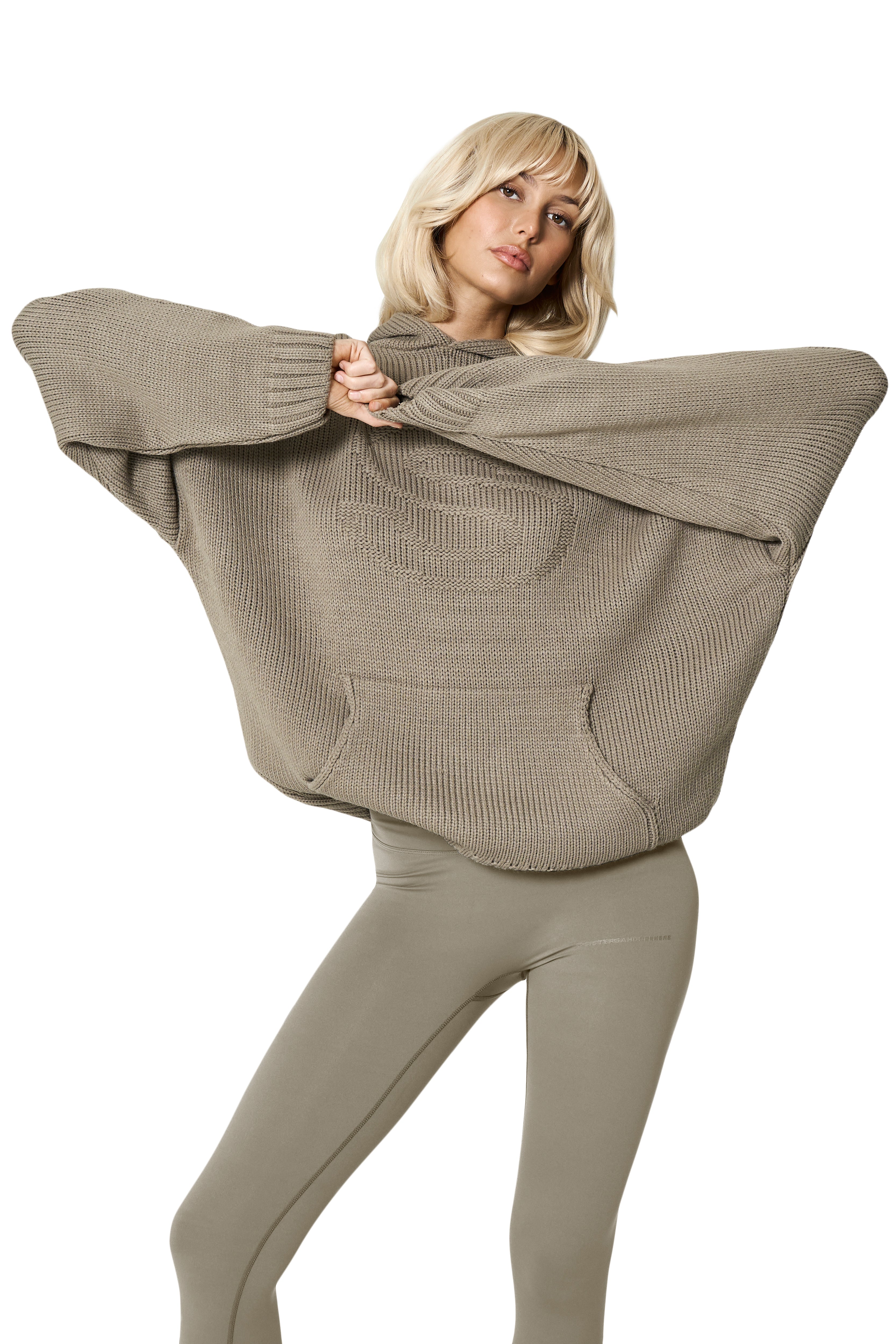 Model Julie is 5'9.5" and wears size S.